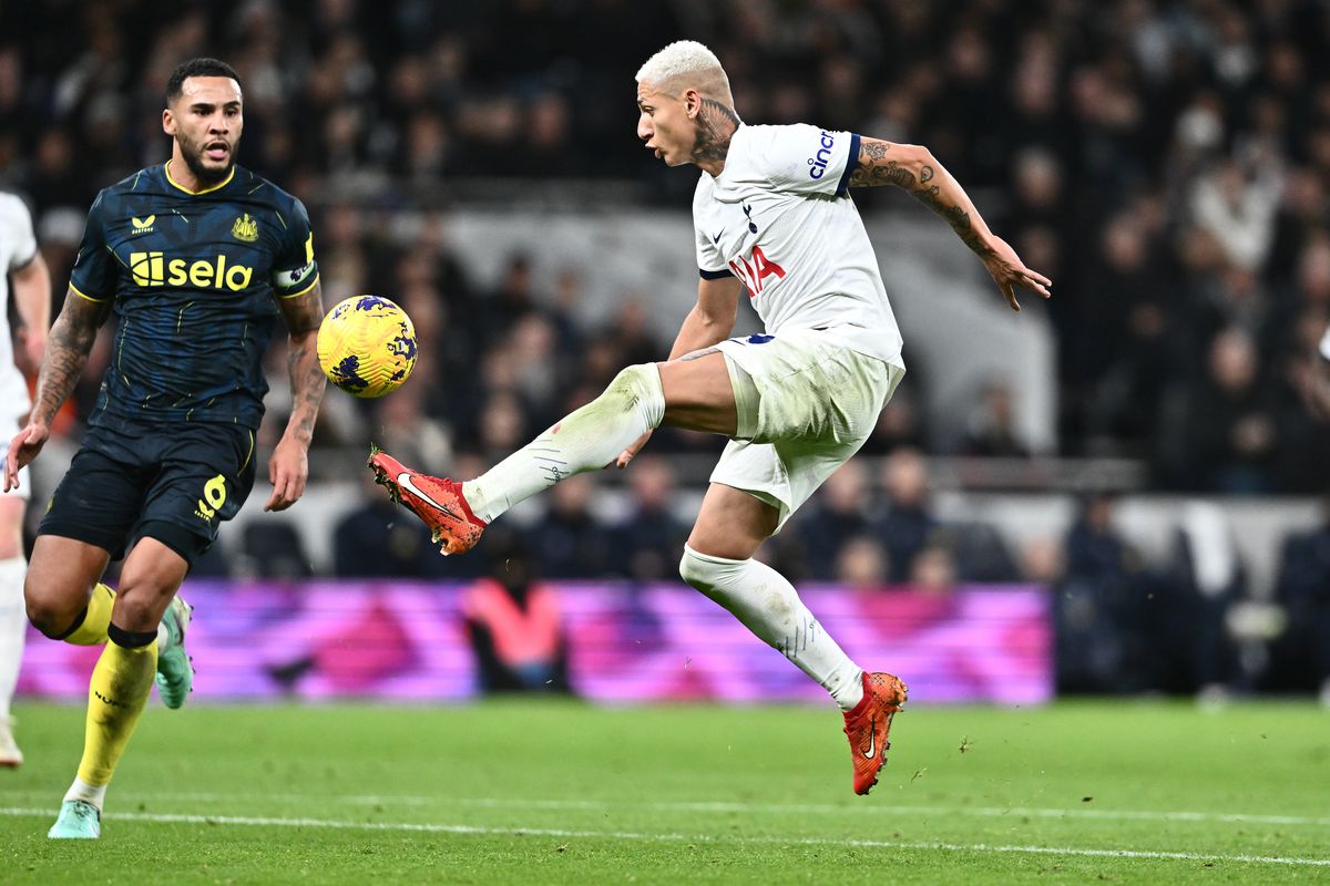 Nhận định soi kèo Newcastle vs Tottenham lúc 19h30 ngày 1/9/2024 nhan-dinh-soi-keo-newcastle-vs-tottenham-luc-19h30-ngay-1-9-2024-1